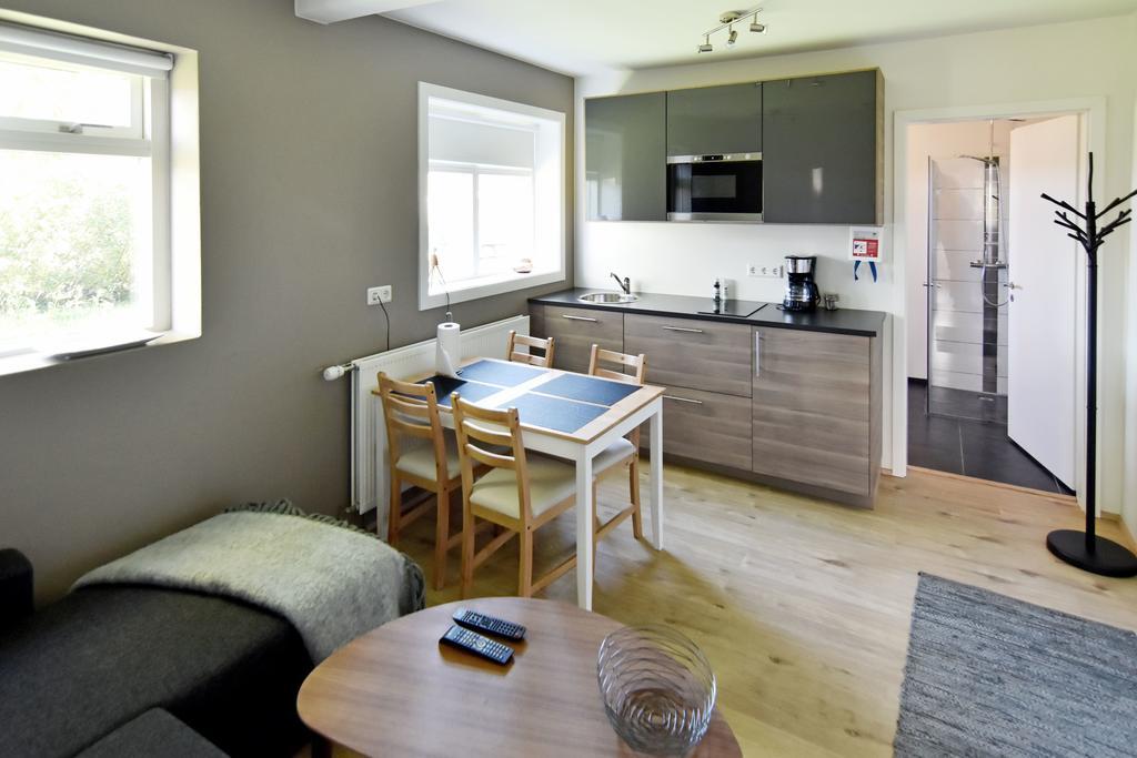 Breidamyri Farm Apartments เลยการ์ ภายนอก รูปภาพ